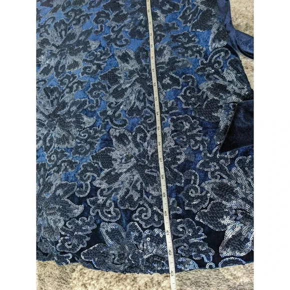 NWT Lauren Ralph Lauren Women's Sequined Velvet Cocktail Dress Size 4 MSRP $265 - Picture 8 of 9